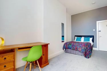 5 bed flat, Greenbank Terrace, Greenbank, Plymouth, PL48QF - Image 5